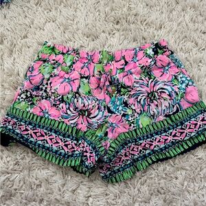 Lilly Pulitzer Vibrant Floral Women's Shorts